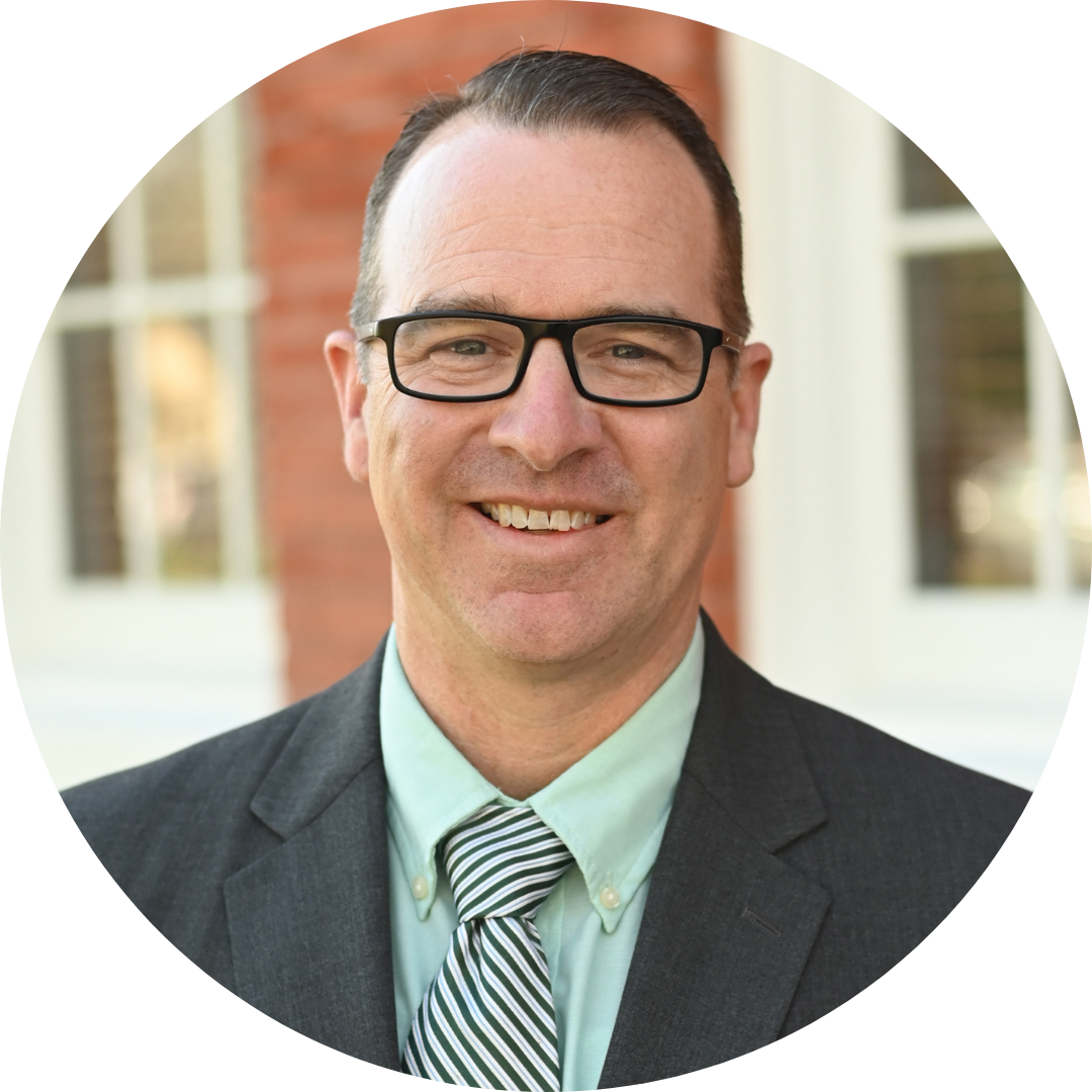  headshot of Jacob Perry